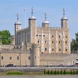 Amazing London: See The Top 30 Landmarks Sightseeing and Tours London Sightseeing and Tours Shop Online at Special Price from Dubai Shopping City
