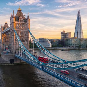 Must See London Hop-on Hop-off bus and River Cruise 1 Day Sightseeing and Tours London Sightseeing and Tours Shop Online at Special Price from Dubai Shopping City 2