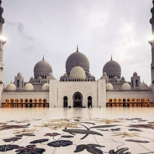 Abu Dhabi City Tour Men's Shop Online at Special Price from Dubai Shopping City