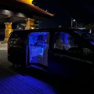 First-Class Private Transport – Mercedes Maybach V-Class Sightseeing and Tours Dubai Sightseeing and Tours Shop Online at Special Price from Dubai Shopping City