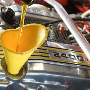 Oil Change – Full Service CAR Shop Online at Special Price from Dubai Shopping City