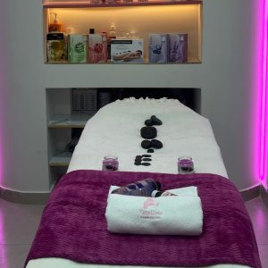 Relaxing Choice Of 45-, Or 60-Min Thai And Hot Stone Body Treatments Men's Shop Online at Special Price from Dubai Shopping City