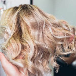 Revive Your Look With Vibrant Roots! Say Goodbye To Dull Hair HAIRDRESSER Shop Online at Special Price from Dubai Shopping City