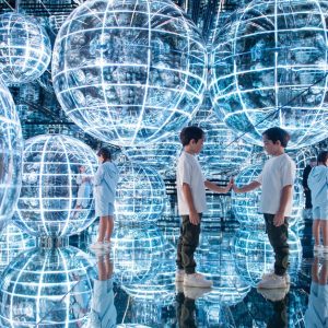 30% Off Entry Ticket For One Person – Explore 12 Immersive Worlds! Men's Shop Online at Special Price from Dubai Shopping City