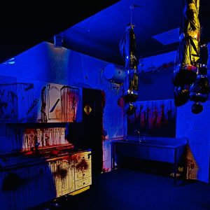 Heart-Racing Thrills With 60-Minute Escape Rooms For Up To Six People Men's Shop Online at Special Price from Dubai Shopping City