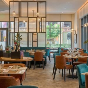 Breakfast Buffet W Beverages & Pool Access For 1 Child Or 1-4 Adults Men's Shop Online at Special Price from Dubai Shopping City