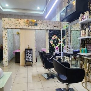 Complete Makeovers: Pro Treatments, Precision Cuts & Expert Grooming HAIRDRESSER Shop Online at Special Price from Dubai Shopping City