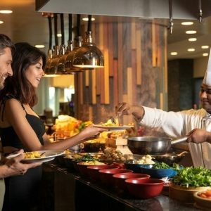 Festive Eid Lunch & Dinner Buffet Deals For 1, 2 Or 4 Men's Shop Online at Special Price from Dubai Shopping City